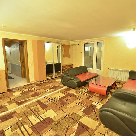 Jaguar Hotel Mikołajów Zewnętrze zdjęcie