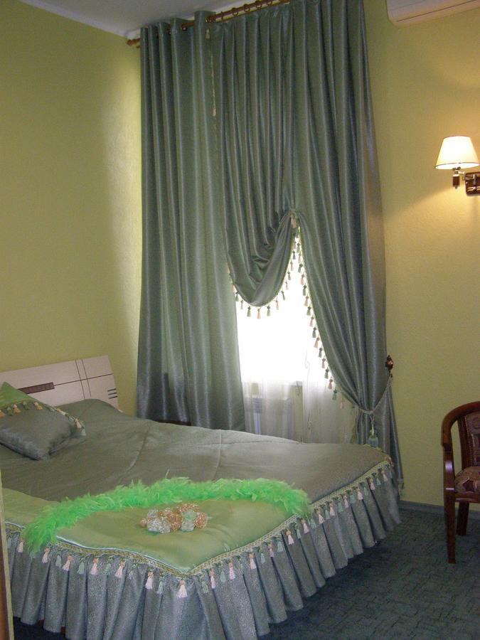 Jaguar Hotel Mikołajów Zewnętrze zdjęcie
